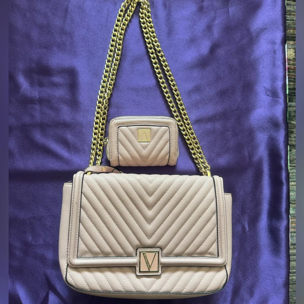 Victoria Secret Quilted Mauve/Pink Shoulder Bag with Chain Strap - Picture 1 of 12